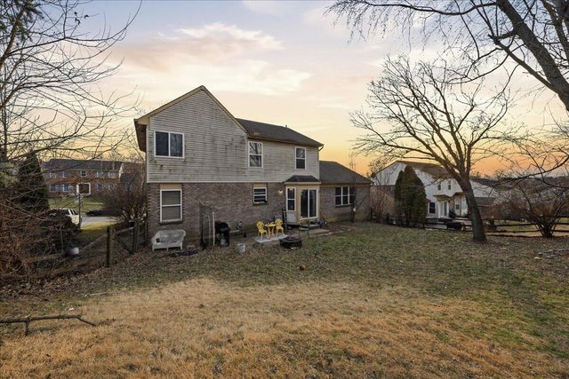 32 Barnwood Court, Florence, KY 41042