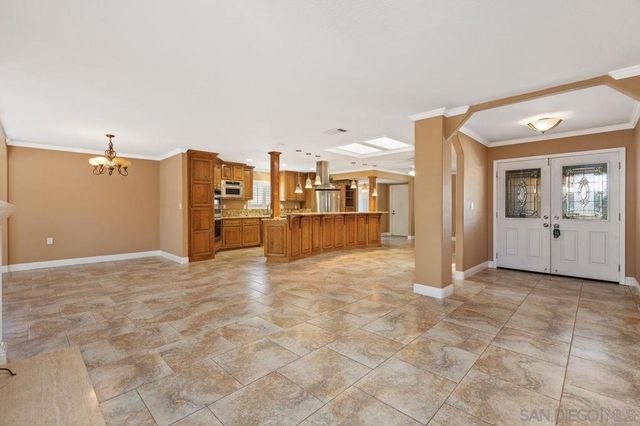 12447 Horado, San Diego, CA 92128