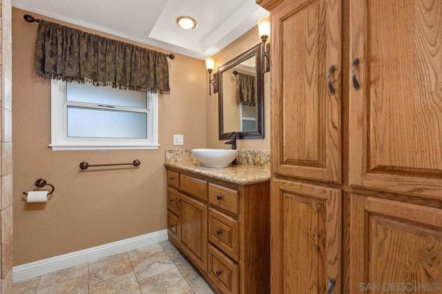 12447 Horado, San Diego, CA 92128