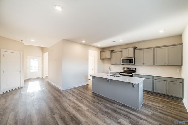 148 Flintlock Way, New Market, AL 35741