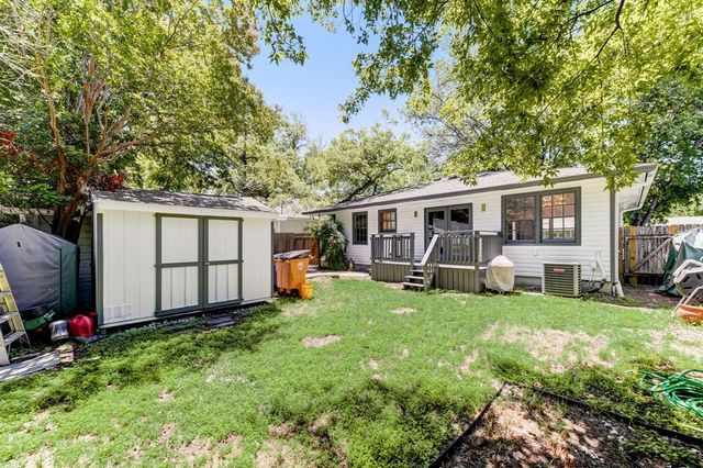 1002 E 38 ST, Austin, TX 78705