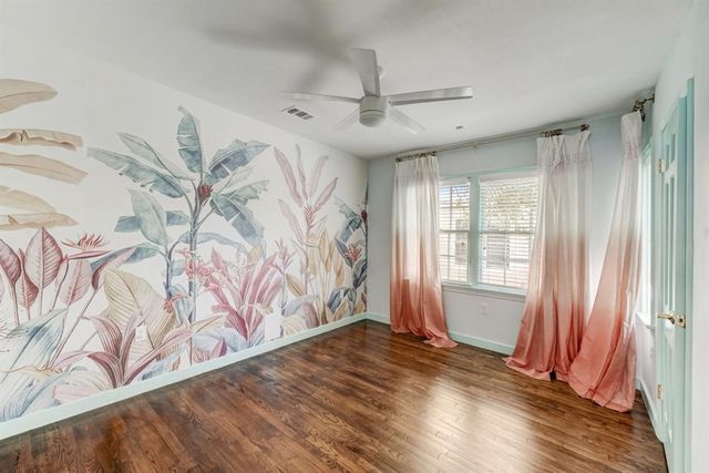 1002 E 38 ST, Austin, TX 78705