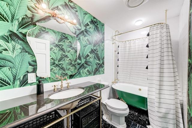 1002 E 38 ST, Austin, TX 78705