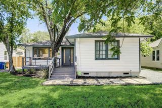 1002 E 38 ST, Austin, TX 78705