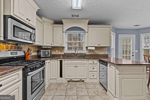 1480 Bramlett Forest Trail, Lawrenceville, GA 30045