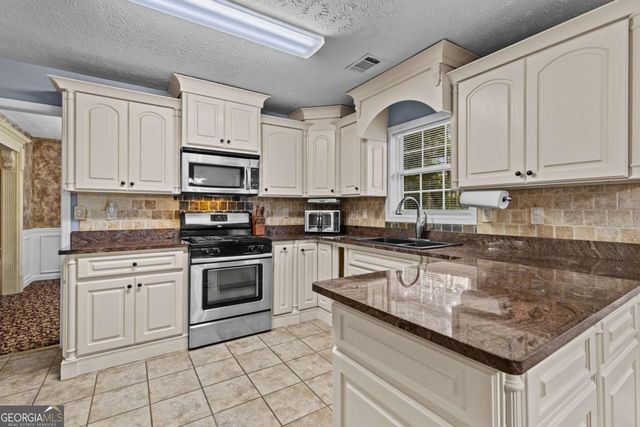 1480 Bramlett Forest Trail, Lawrenceville, GA 30045