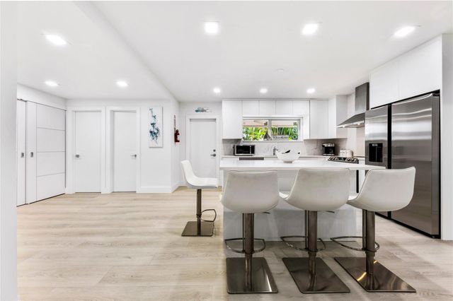 3329 NE 17th Street, Fort Lauderdale, FL 33305