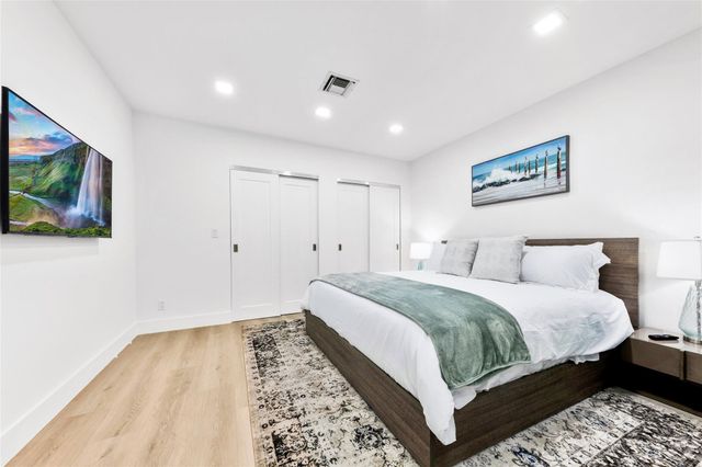 3329 NE 17th Street, Fort Lauderdale, FL 33305