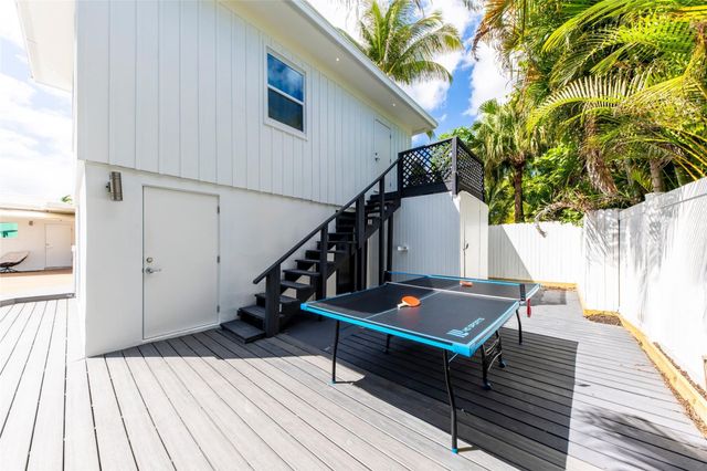 3329 NE 17th Street, Fort Lauderdale, FL 33305