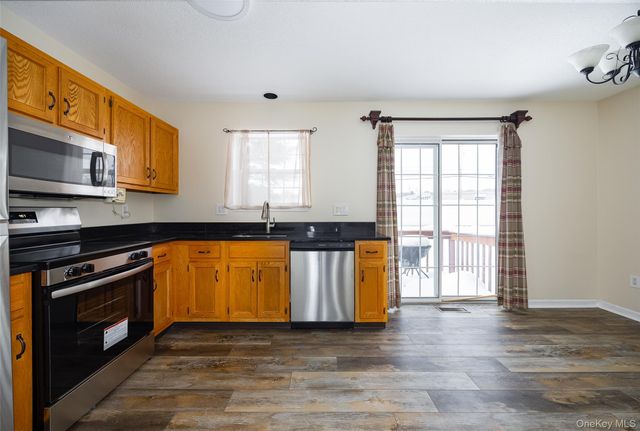 124 Elmcrest Drive, Fishkill, NY 12524