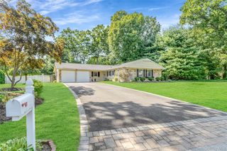80 Sycamore Circle, Stony Brook, NY 11790
