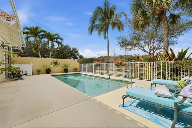 8259 Nevis Place, Wellington, FL 33414