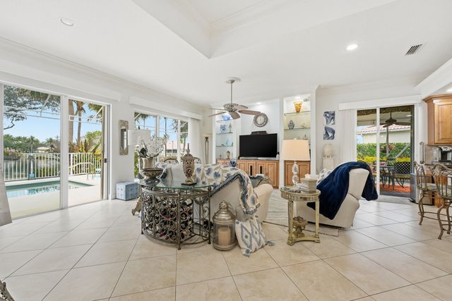 8259 Nevis Place, Wellington, FL 33414