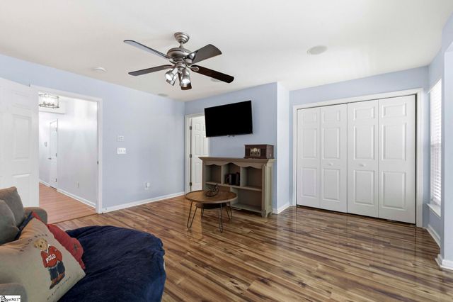 29 Heritage Oak Way, Simpsonville, SC 29681