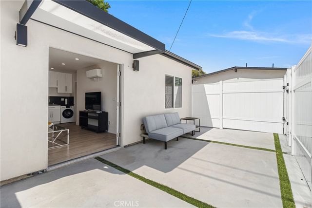 18216 Hartland Street, Reseda, CA 91335