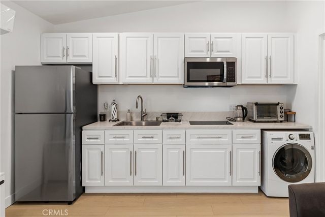 18216 Hartland Street, Reseda, CA 91335