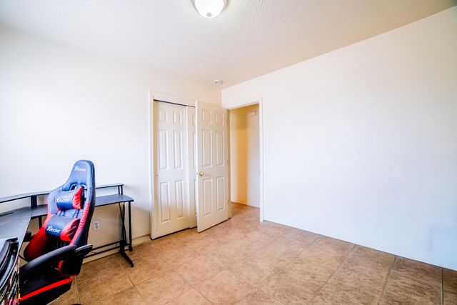 337 4th Avenue SW, Rio Rancho, NM 87124