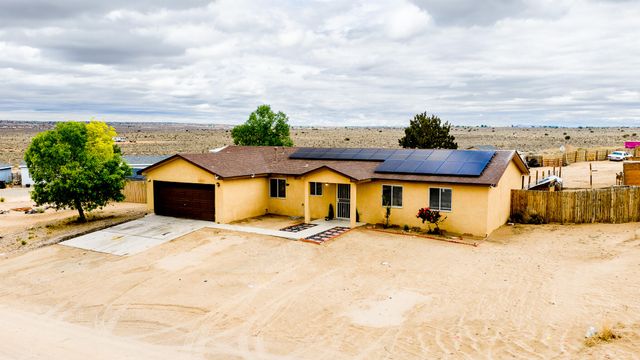 337 4th Avenue SW, Rio Rancho, NM 87124