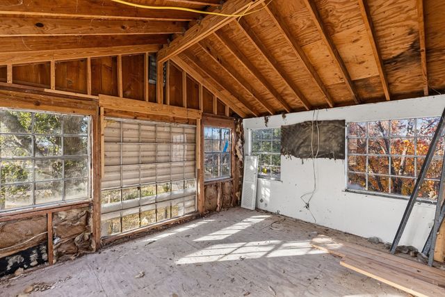 193 Garrett Avenue, East Tawakoni, TX 75472