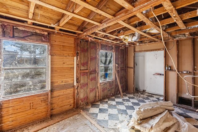 193 Garrett Avenue, East Tawakoni, TX 75472