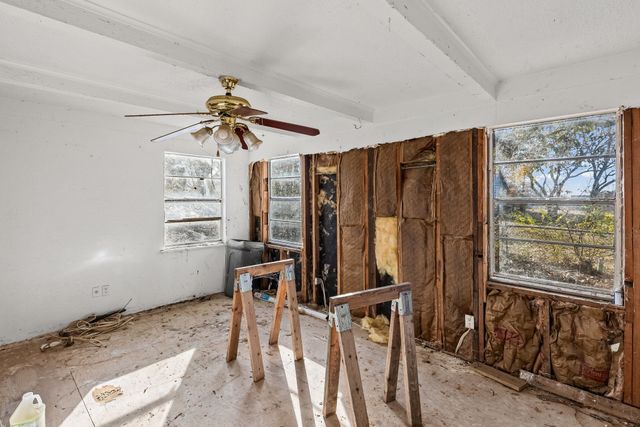 193 Garrett Avenue, East Tawakoni, TX 75472