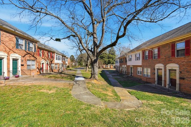 4748 Old Lantern Way, Charlotte, NC 28212