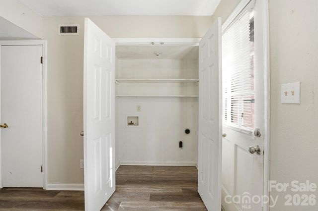 4748 Old Lantern Way, Charlotte, NC 28212