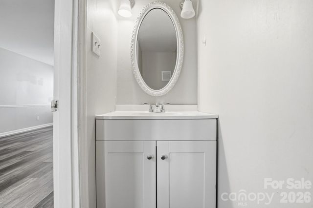 4748 Old Lantern Way, Charlotte, NC 28212