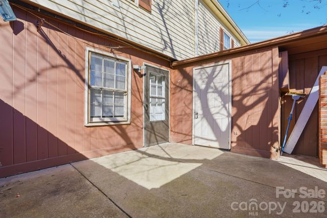 4748 Old Lantern Way, Charlotte, NC 28212