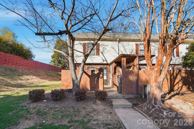 4748 Old Lantern Way, Charlotte, NC 28212