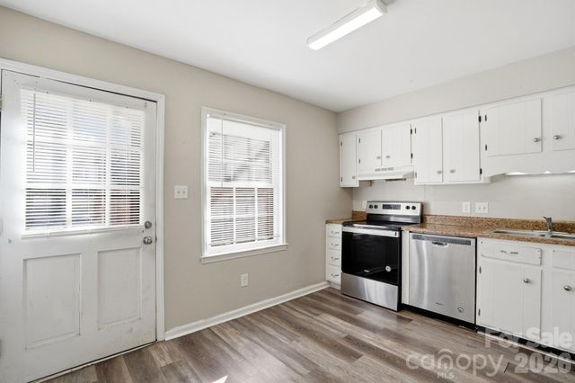 4748 Old Lantern Way, Charlotte, NC 28212