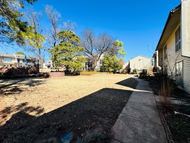 804 Cardinal Creek Boulevard A, Norman, OK 73072