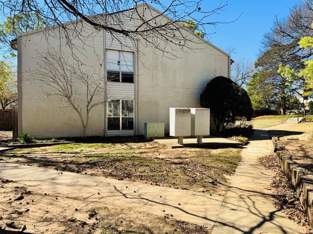 804 Cardinal Creek Boulevard A, Norman, OK 73072