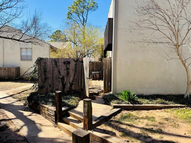 804 Cardinal Creek Boulevard A, Norman, OK 73072