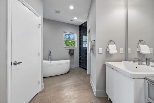 4434 Brush Hill Rd, Nashville, TN 37216