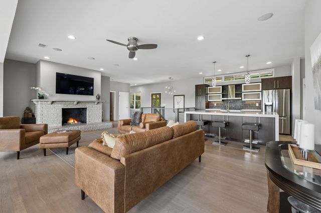 4434 Brush Hill Rd, Nashville, TN 37216