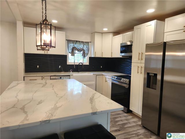 422 Belvidere Street, Nazareth Boro, PA 18064