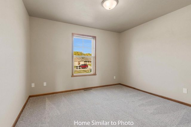 1703 BETTY JEAN LANE, Green Bay, WI 54313