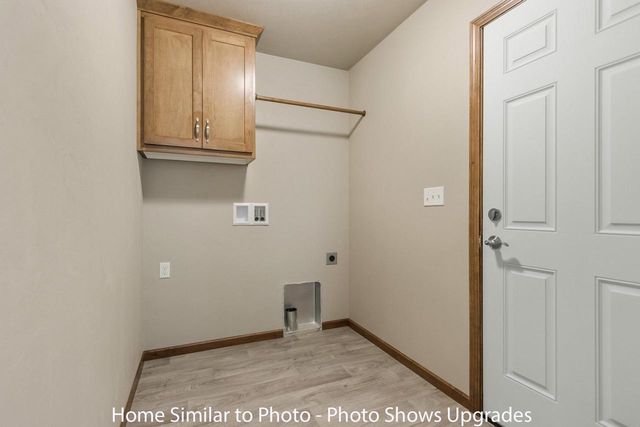 1703 BETTY JEAN LANE, Green Bay, WI 54313