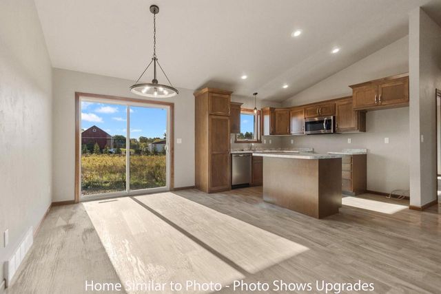 1703 BETTY JEAN LANE, Green Bay, WI 54313