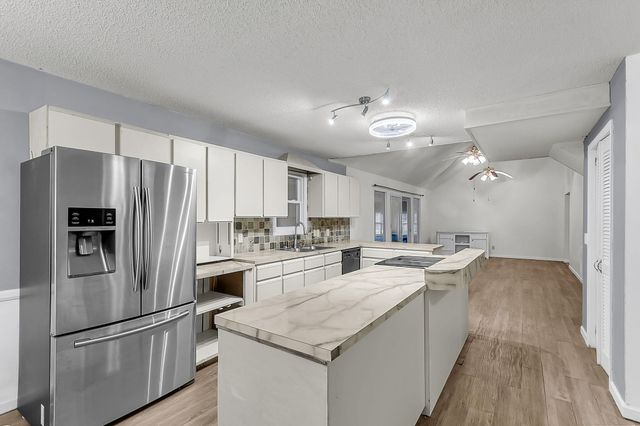 1677 Clearview Drive, Manning, SC 29102