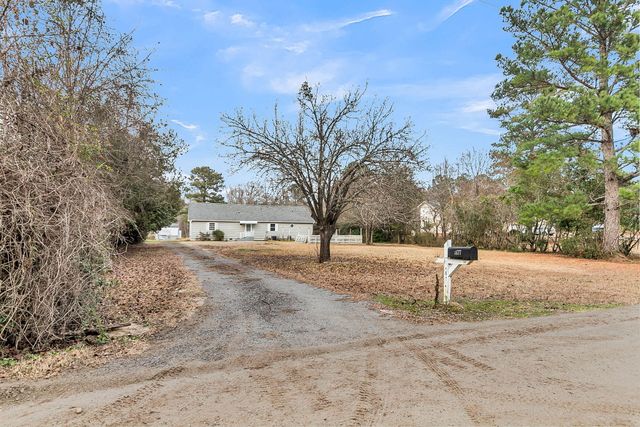 1677 Clearview Drive, Manning, SC 29102