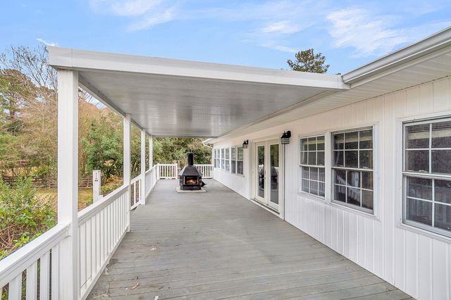 1677 Clearview Drive, Manning, SC 29102