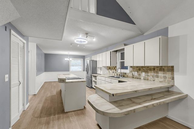 1677 Clearview Drive, Manning, SC 29102