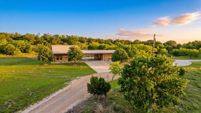 3318 CR 302, Glen Rose, TX 76048