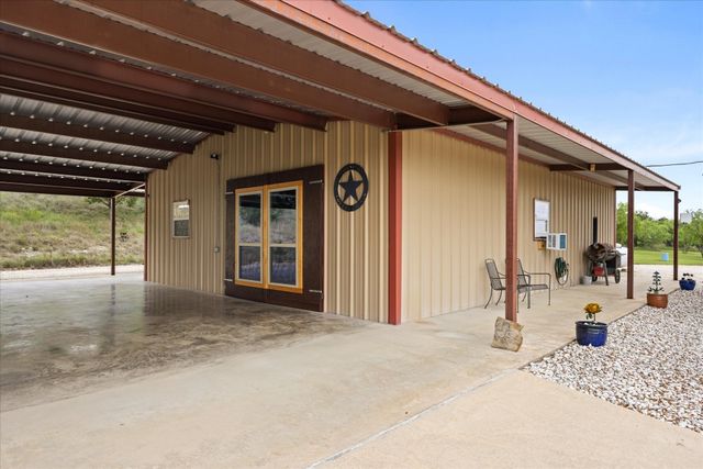 3318 CR 302, Glen Rose, TX 76048