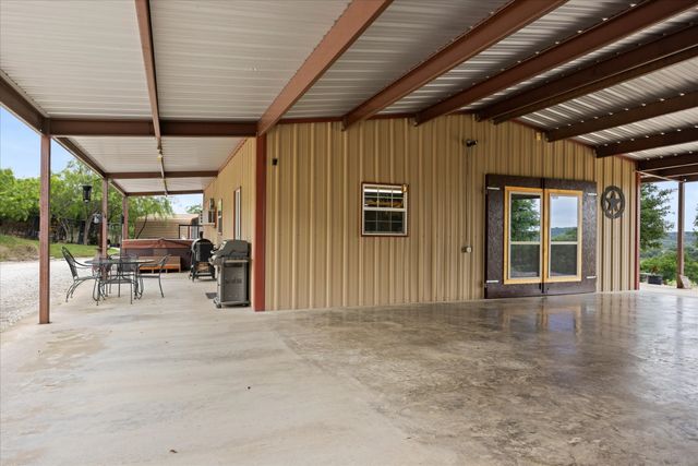 3318 CR 302, Glen Rose, TX 76048