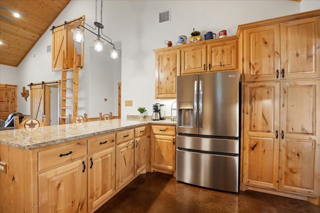 3318 CR 302, Glen Rose, TX 76048
