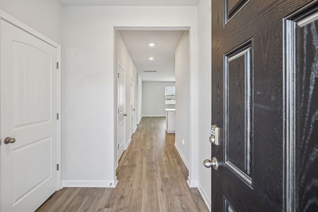 2367 Tate Farm Lane, White House, TN 37188