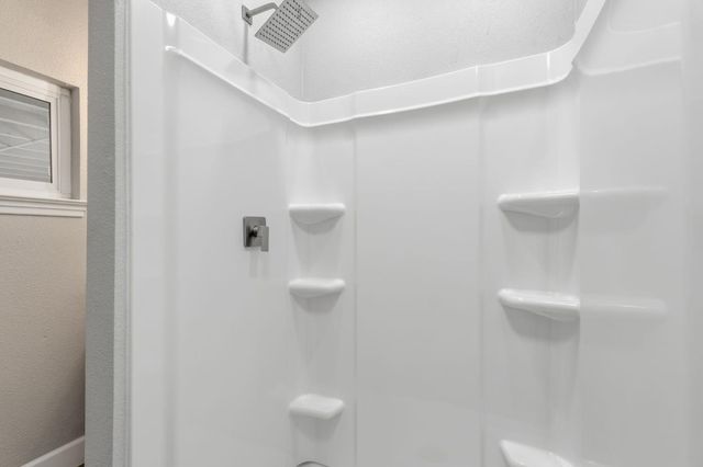 537 E Michigan Avenue, Fresno, CA 93704